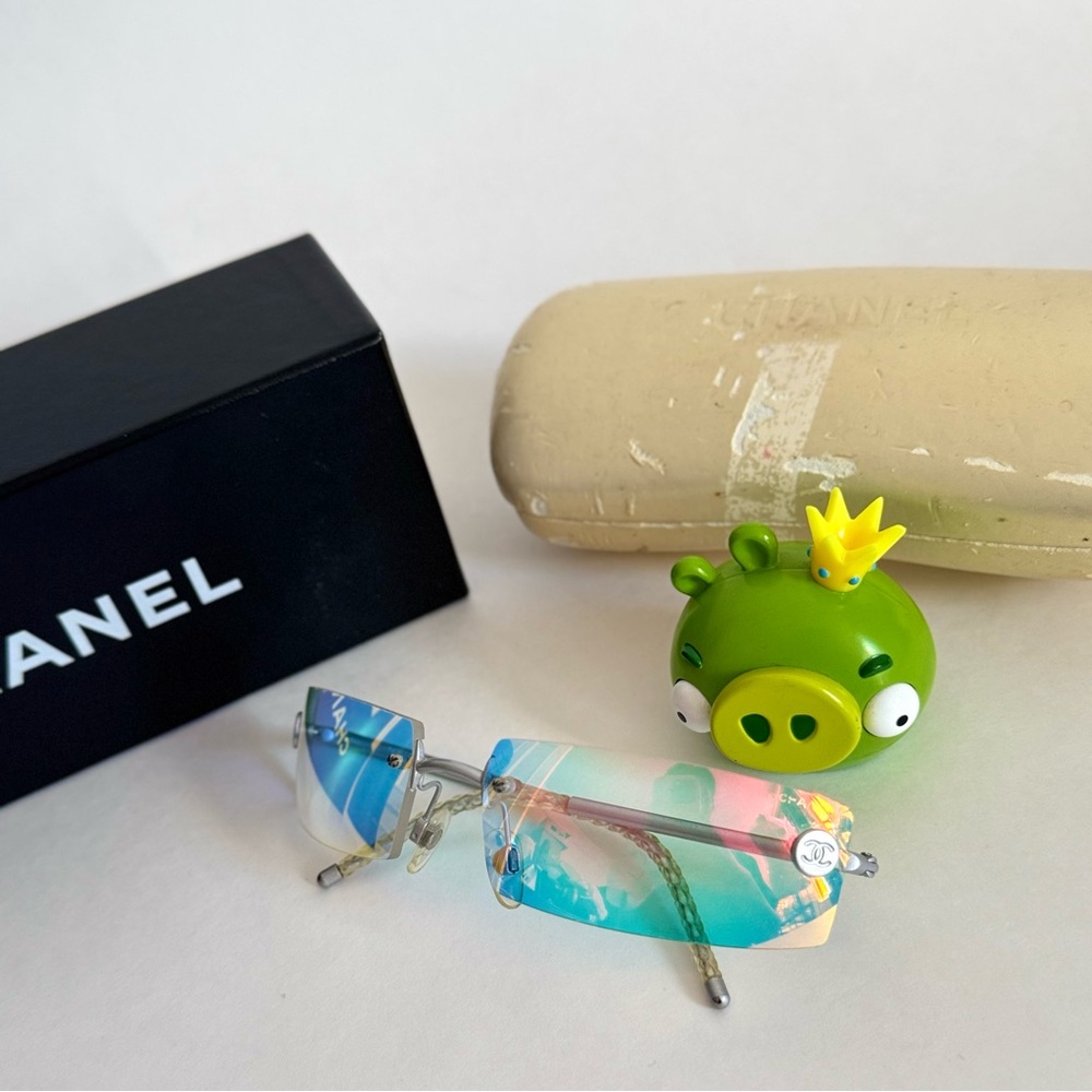 Chanel Multicolor Rimless Sunglasses - Picture 10 of 11